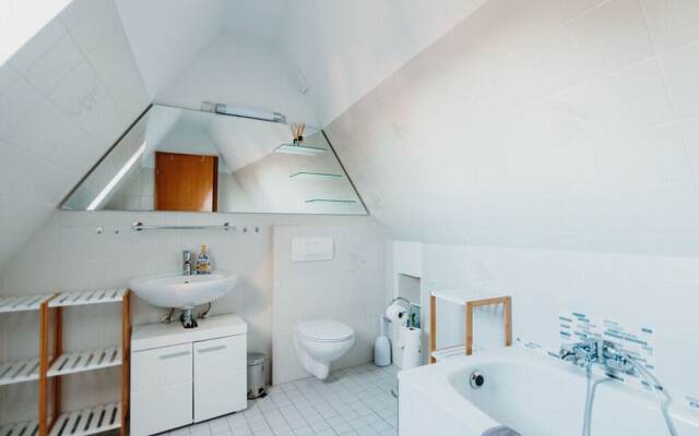 Sterkrade 2 Comfortable Holiday Residence