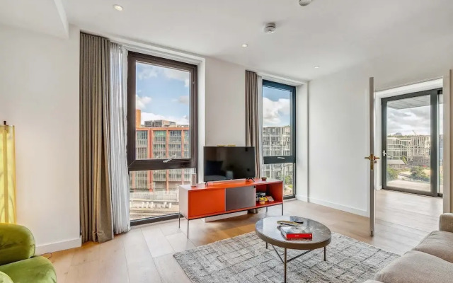 Refined 3-bedroom Condo