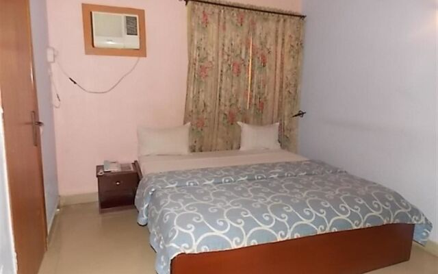 De Next Centre Resort Limited