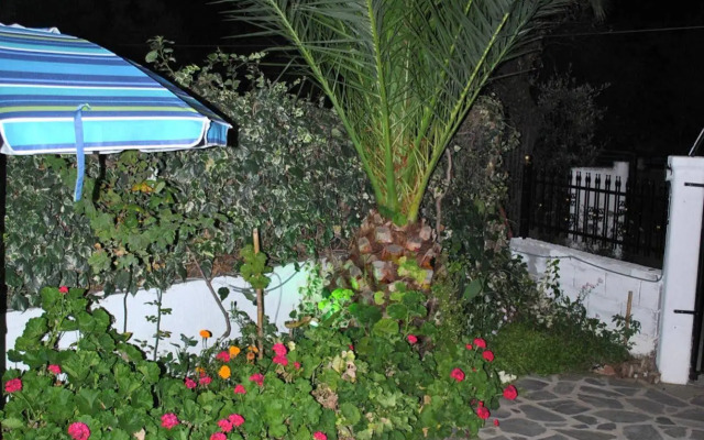 Stelios Studios