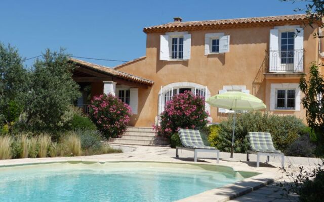 Holiday Home La Garrigue - PUJ100