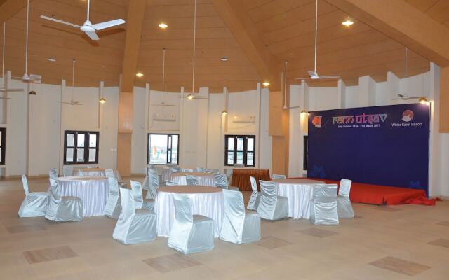 Praveg White Rann Resort Rann Utsav Dhordo