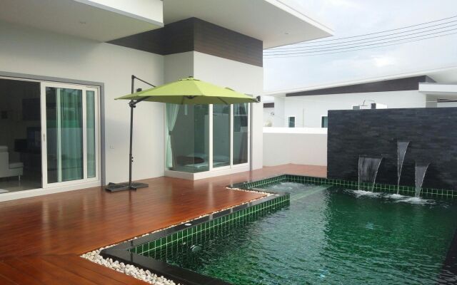 Jira Pool Villa