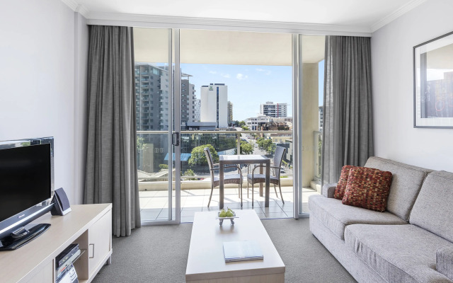 Oaks Brisbane Lexicon Suites