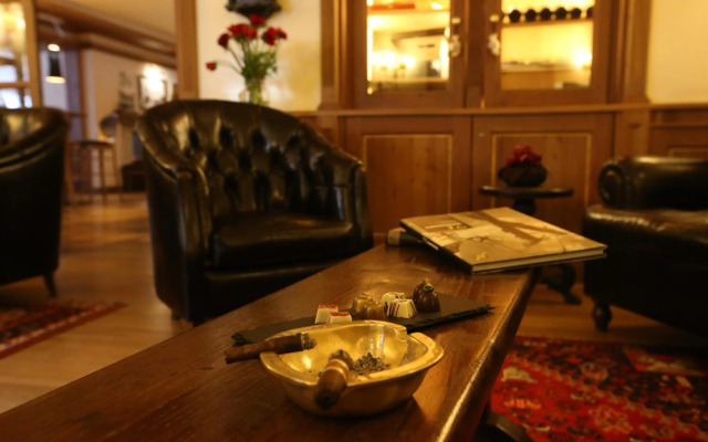 Alpen Suite Hotel