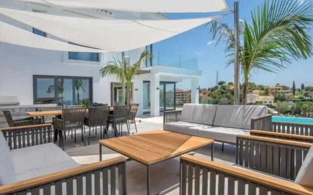 Sunrise Villa Marbella by Lodgerstrip