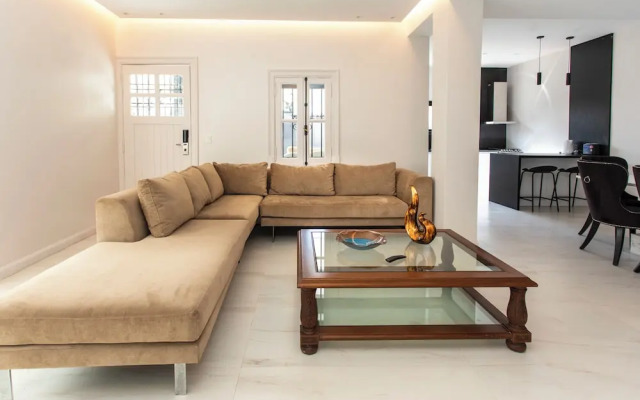 Luxury House Villa Devoto