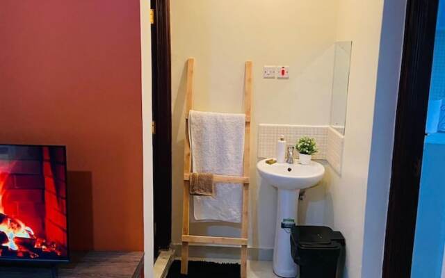 Lux Suites Boujee Homes Utawala