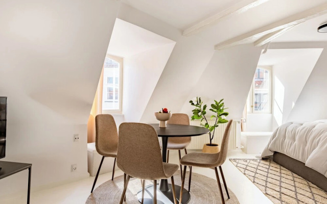 Sanders Admiral - Cosy 1-bdr Apt