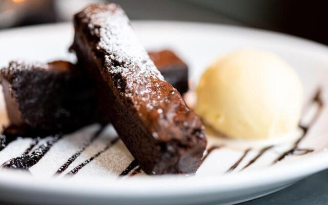 The George Hotel, Amesbury, Wiltshire