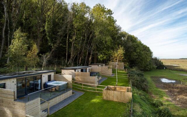 The Langland Bay Lookout - 1 Bed Cabin - Landimore