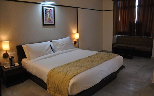 Hotel Krishna Sagar NH24