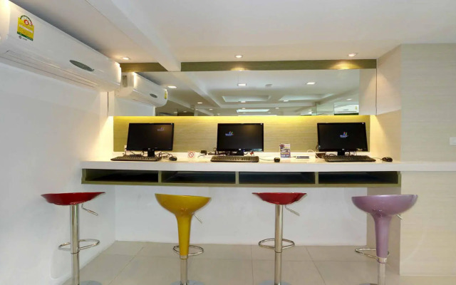 Nantra Sukhumvit 39 Hotel