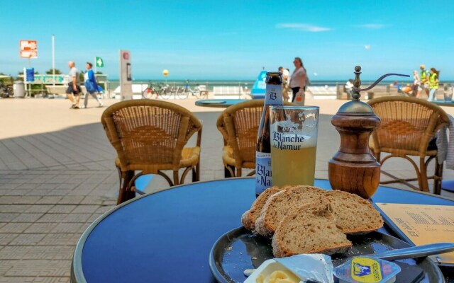 Stunning Apartment in Oostende With Wifi and 2 Bedrooms