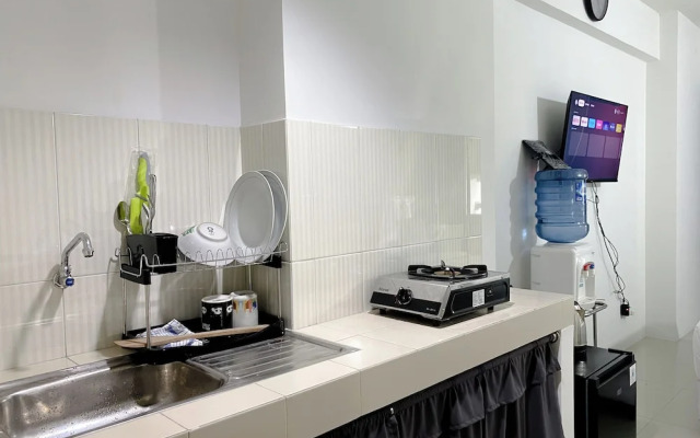 Cozy Living Studio Grand Sentraland Karawang Apartment