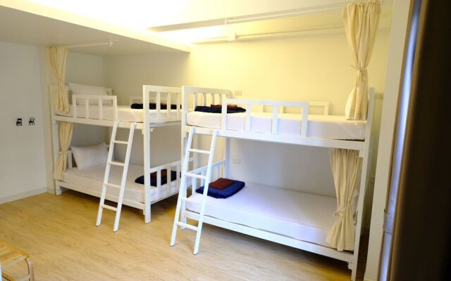 Pakchong Center Poshtel