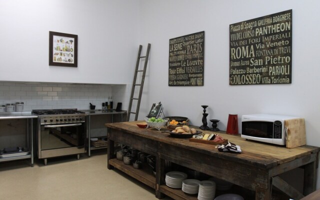 Healesville Garden Accommodation — The Grand Hotel