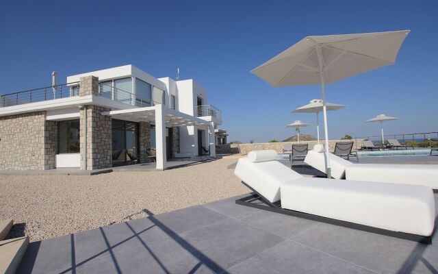 Alana Suites