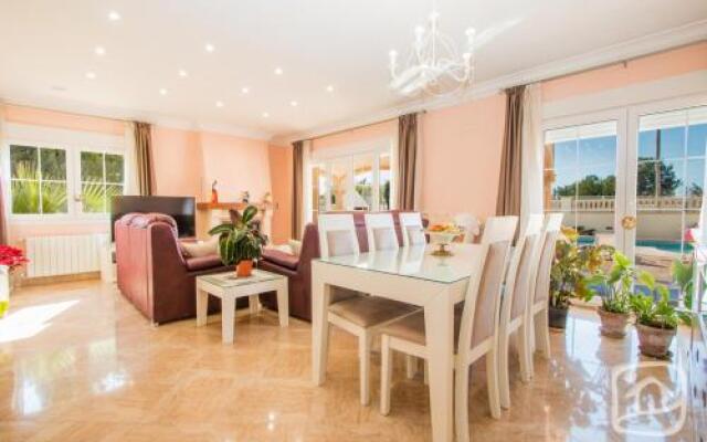 Abahana Villas Capri