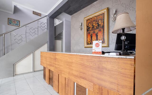 Crown Residence by OYO Rooms