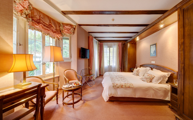 Hotel Regina Wengen – Guest Rooms – Wengen