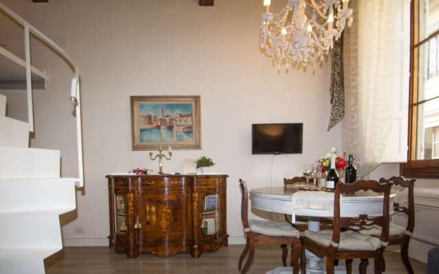 Art Apartment del Corso