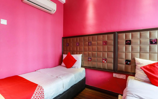 OYO 90894 Hotel Smc I-city