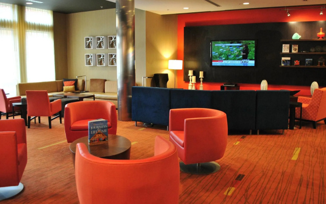 Courtyard by Marriott Evansville East