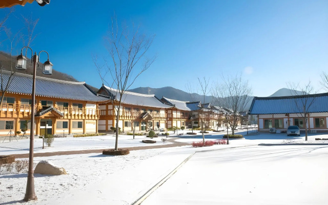 Jeonju Wangyijimil Hanok Hotel