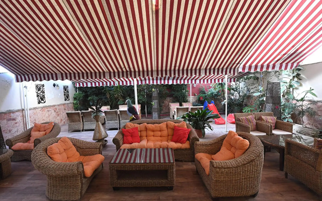 Ephira Hotel