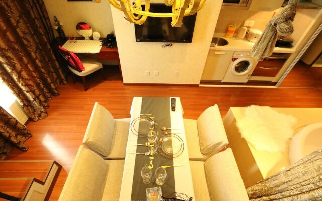 Warm Journey Apartment