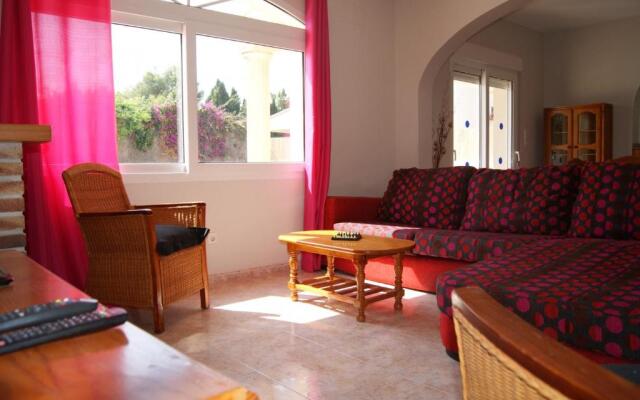 3315 - Villa Carolina