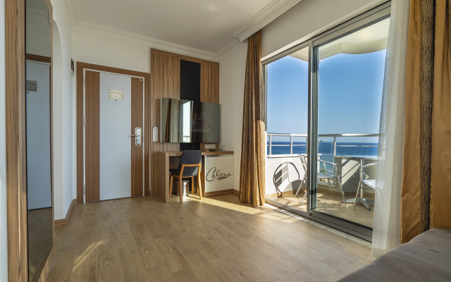 Kleopatra Celine Hotel