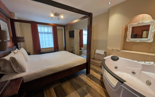 Oriel Hotel