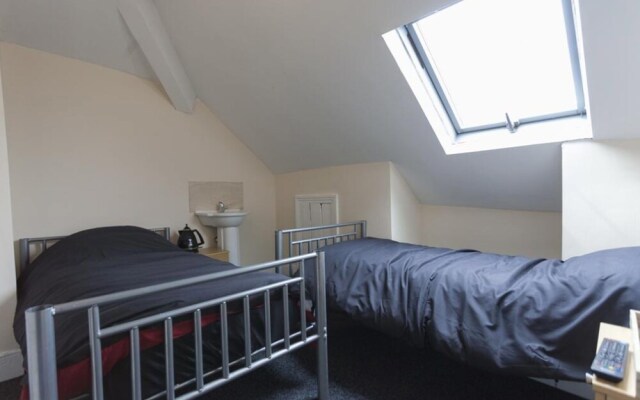 Fenham Hostel Express