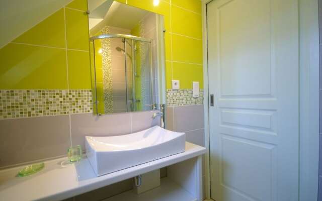 Alluring Holiday Home in L'armor-pleubian With Terrace