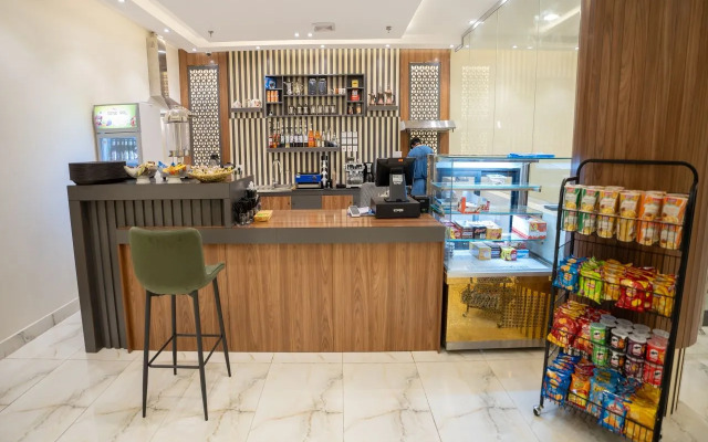 Blue Tower Hotel Apartments