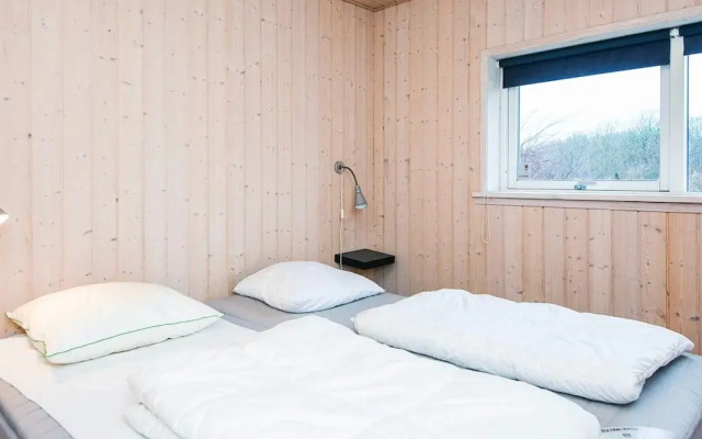 10 Person Holiday Home in Glesborg-by Traum