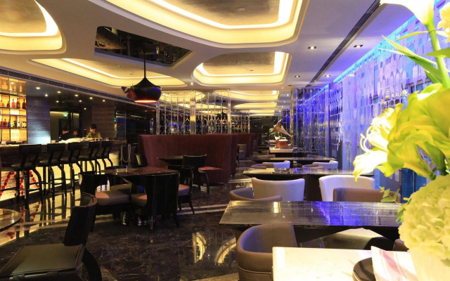 Modern Classic Hotel