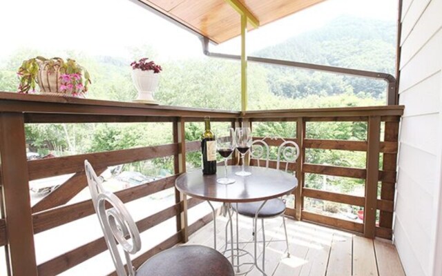 Gapyeong Nunaduri Pension