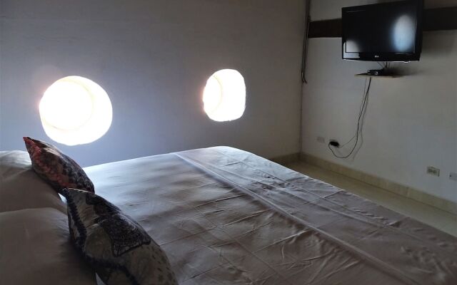 Espiritu Santo hostel by Maos