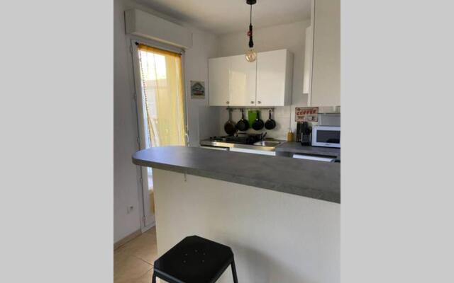 Charmant Studio avec Jardin proche Odysseum