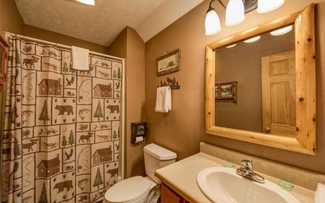 The Moose is Loose, 4 Bedrooms, Mountain View, Hot Tub, Sleeps 10