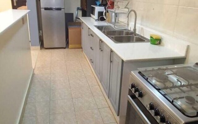 Lux Suites Kileleshwa Business Apartments