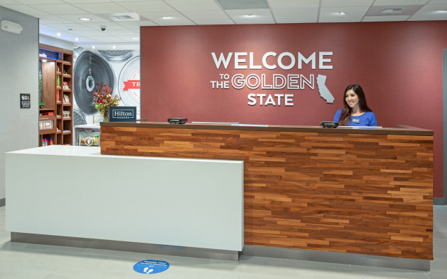 Hampton Inn & Suites Watsonville