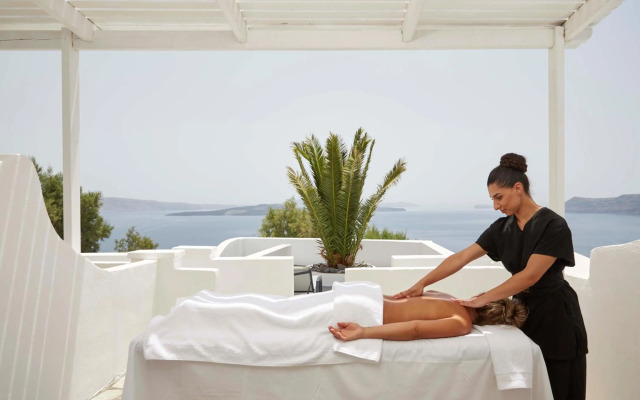 Mr and Mrs White Oia – Santorini