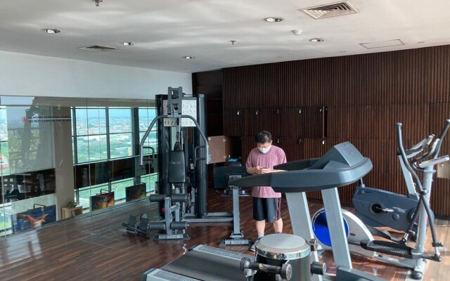 Best View And Strategic 1Br Apartment At Aryaduta Residence