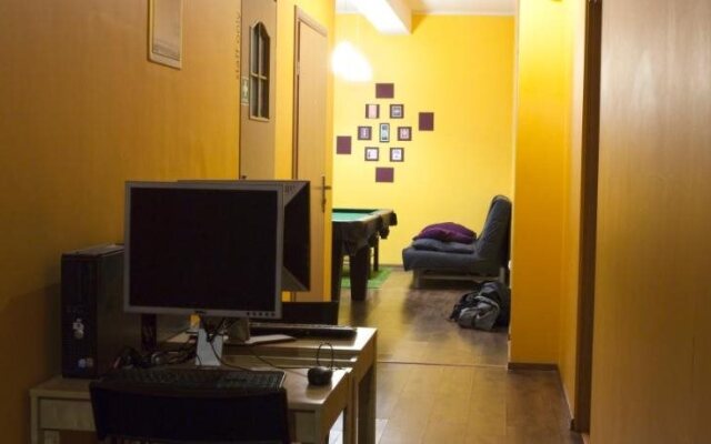 Target Hostel