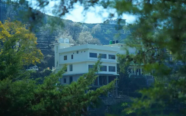 Hotel Mandakini Palace