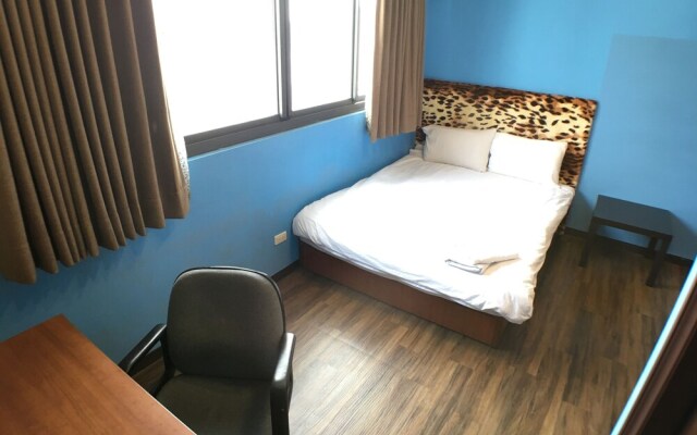 Taichung Carol House Hostel